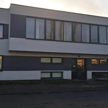 O Wysokim Standardzie *